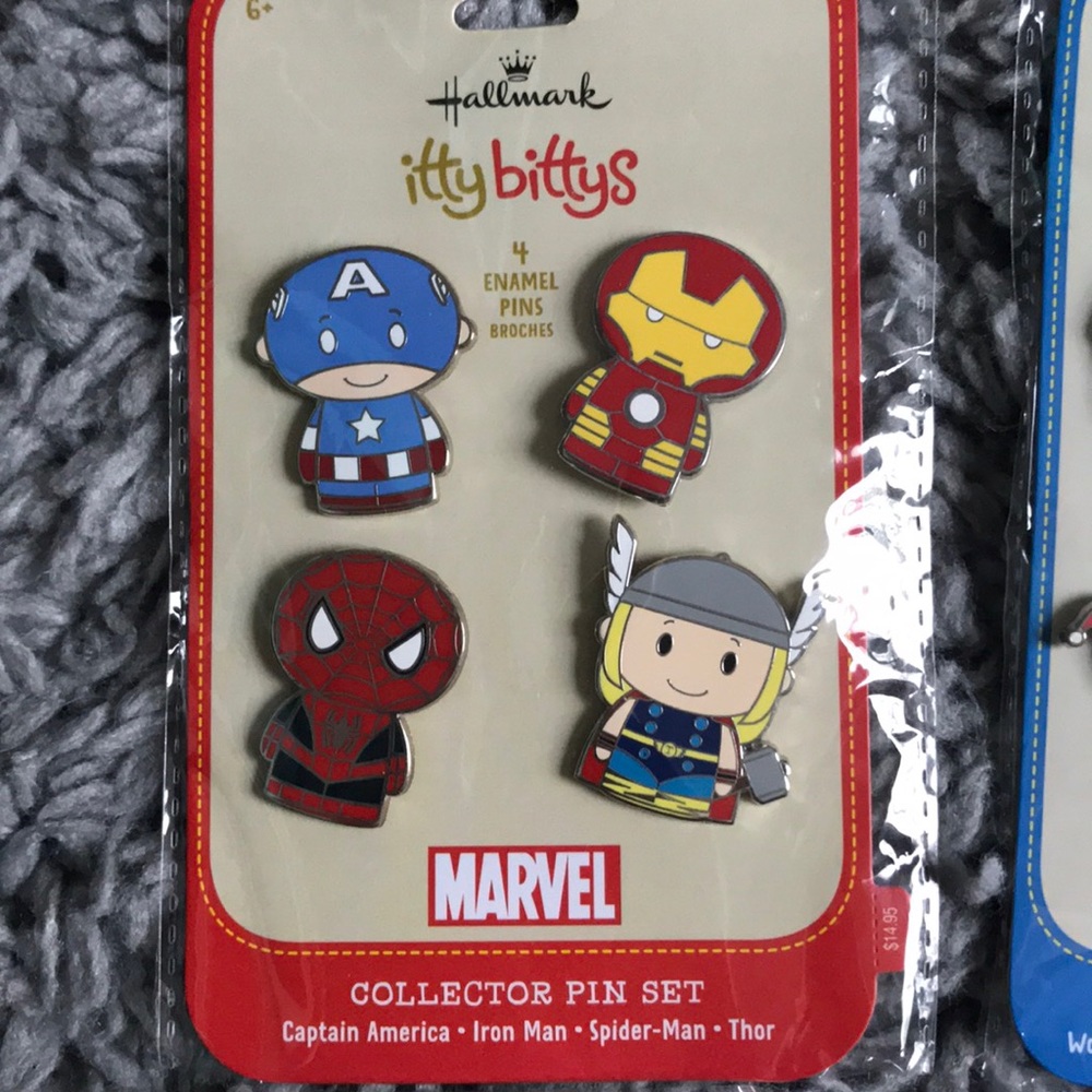 Marvel Avengers Itty Bittys Enamel Pin Set